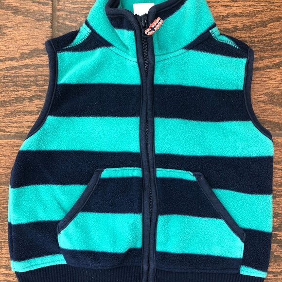 Carter's Fleece Vest‎ 9M - Picture 2 of 4